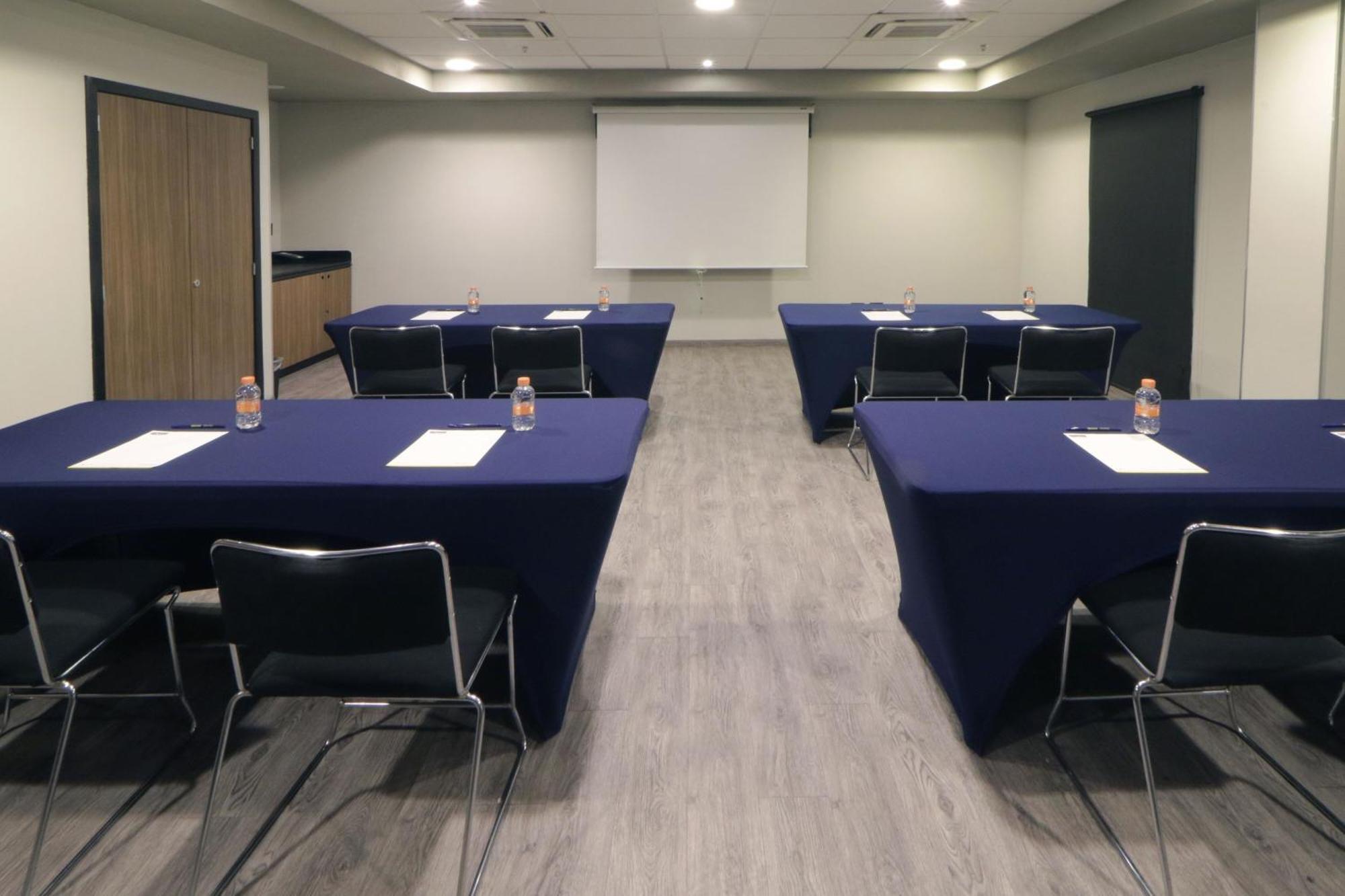 City Express Plus By Marriott Cali Colombia Dış mekan fotoğraf