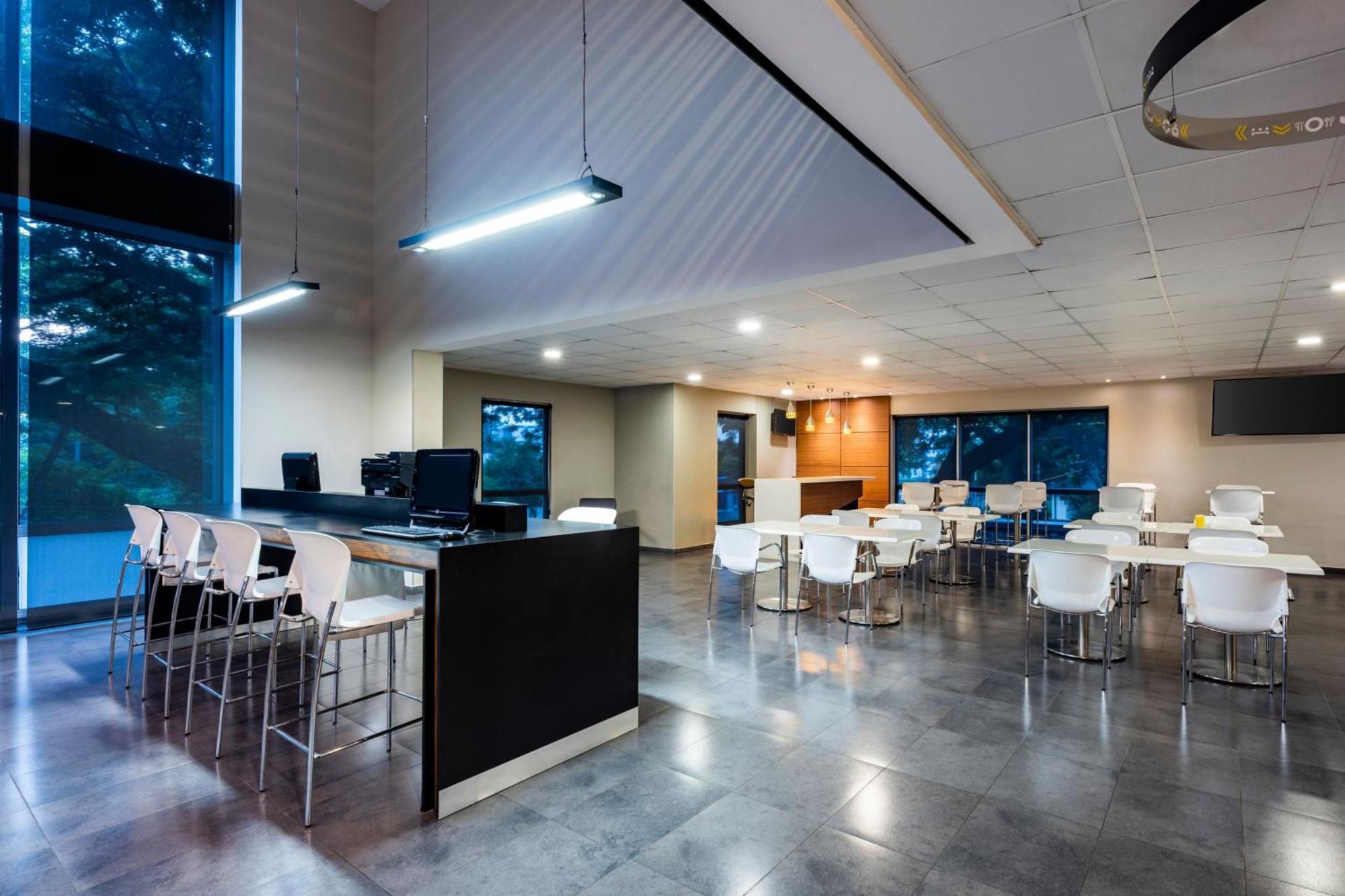 City Express Plus By Marriott Cali Colombia Dış mekan fotoğraf