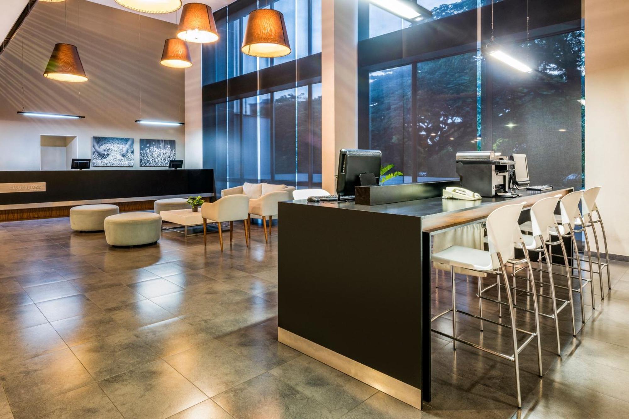 City Express Plus By Marriott Cali Colombia Dış mekan fotoğraf